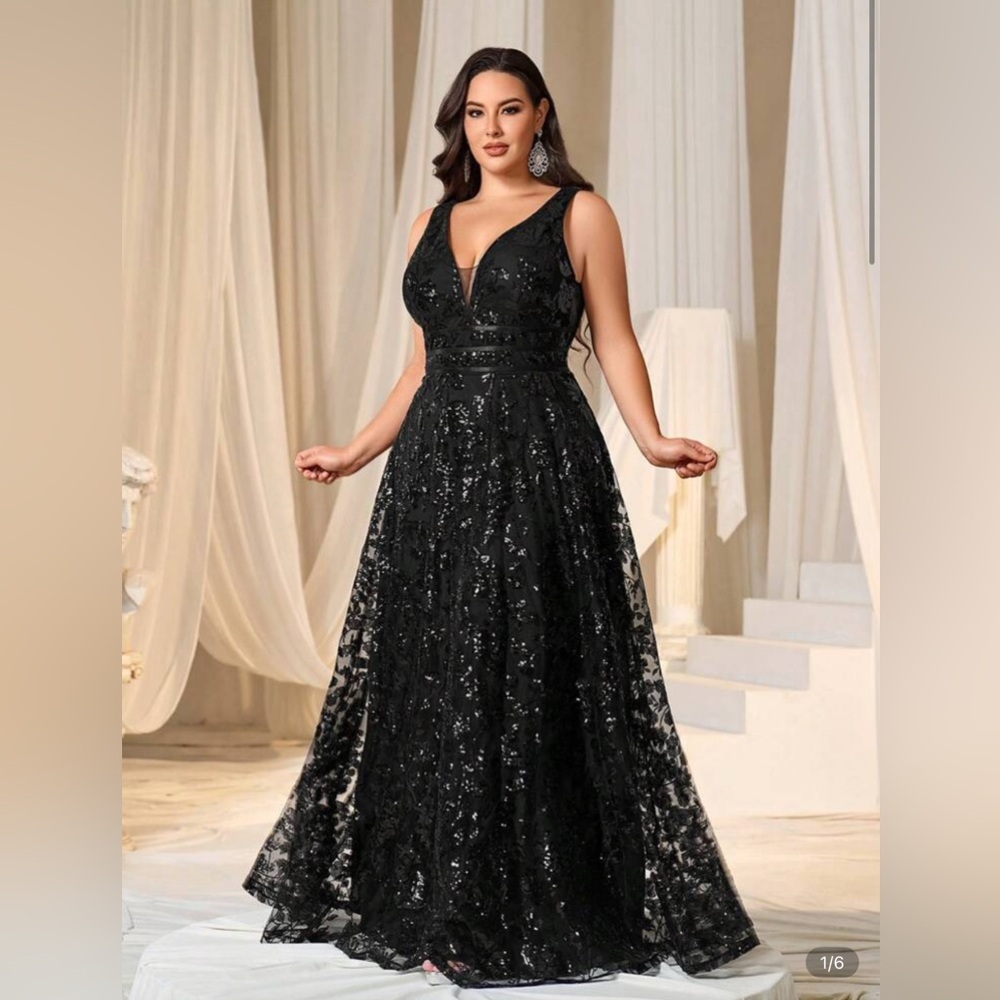 Elegant Black Sequin Gown